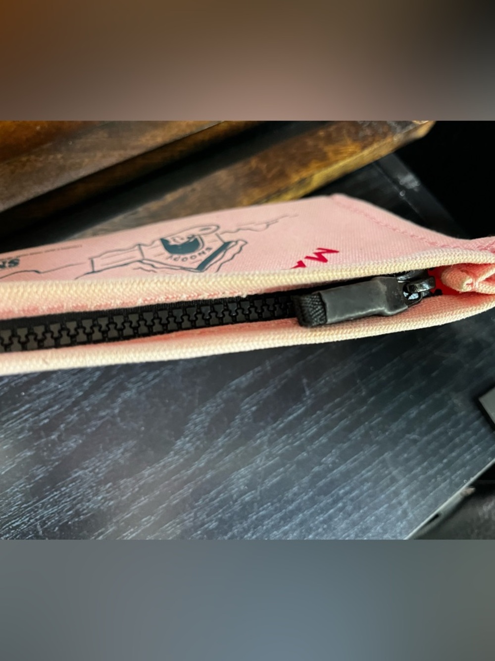 Marc Jacobs The Pouch in Pink - Picture 3 of 4